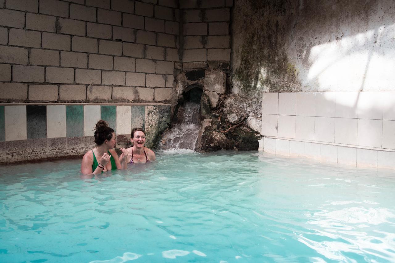 Beit Al Baraka Bed & Breakfast Umm Qays Exterior photo