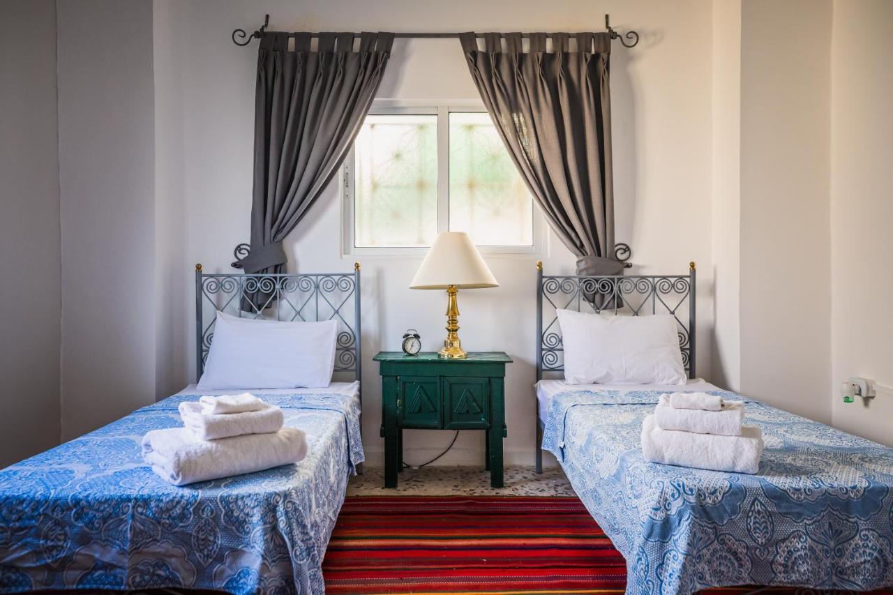 Beit Al Baraka Bed & Breakfast Umm Qays Exterior photo