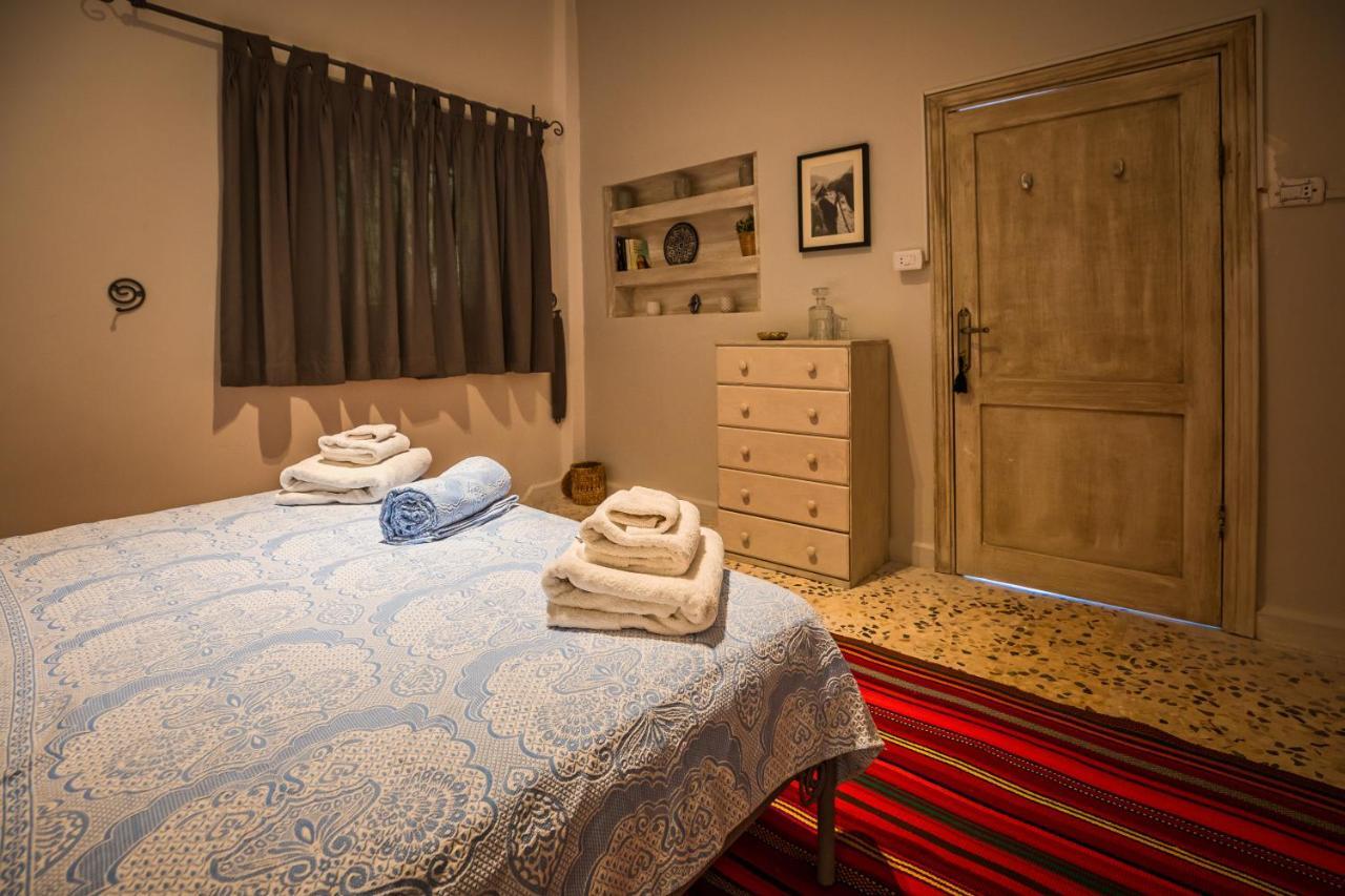 Beit Al Baraka Bed & Breakfast Umm Qays Exterior photo