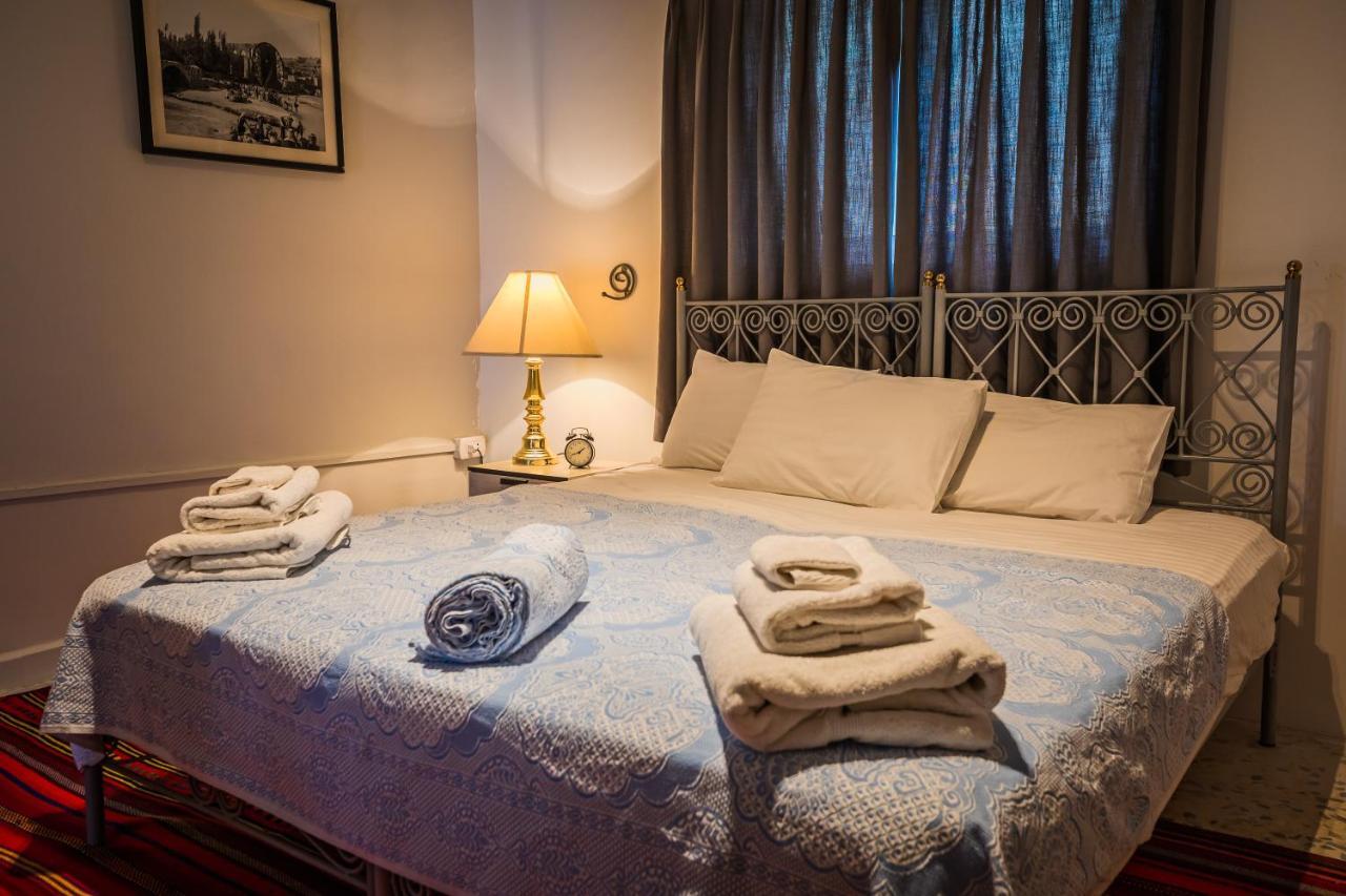Beit Al Baraka Bed & Breakfast Umm Qays Exterior photo